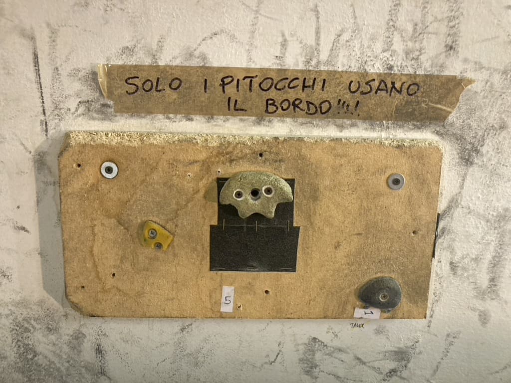 Solo i pitocchi usano il bordo!